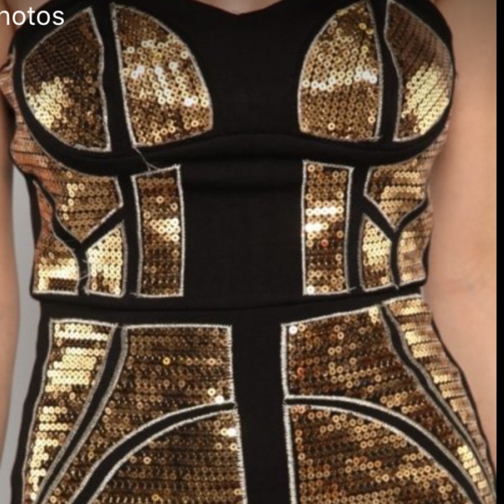 BLACK AND GOLD SEQUINS - Picture 2 of 3